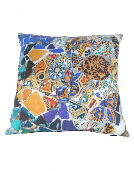 Linen cushion Gaudi mosaic bench 40x40